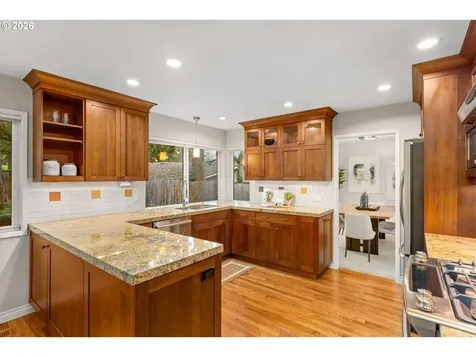 3 Hotspur Street Lake Oswego OR 97035