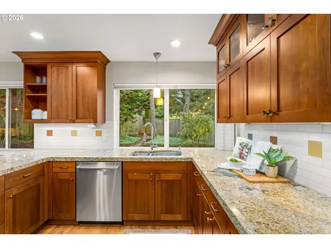 3 Hotspur Street Lake Oswego OR 97035