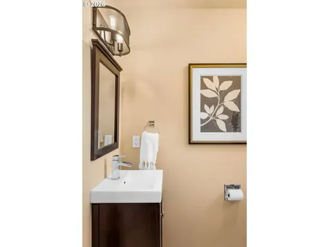 3 Hotspur Street Lake Oswego OR 97035