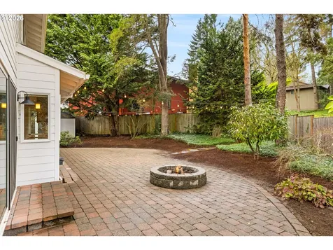3 Hotspur Street Lake Oswego OR 97035