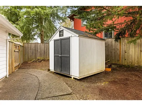 3 Hotspur Street Lake Oswego OR 97035
