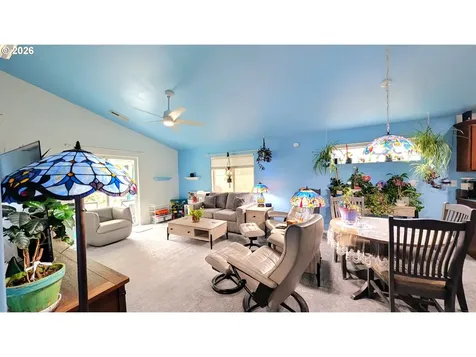 175 River Walk Place Cottage Grove OR 97424