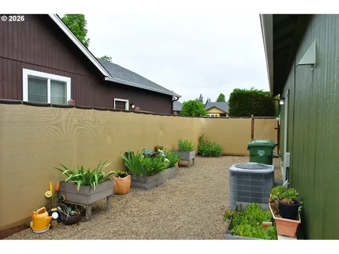 175 River Walk Place Cottage Grove OR 97424