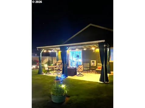 175 River Walk Place Cottage Grove OR 97424