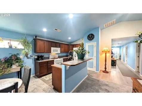 175 River Walk Place Cottage Grove OR 97424