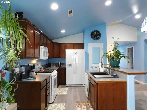 175 River Walk Place Cottage Grove OR 97424
