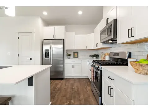 31020 NW Kaybern Street North Plains OR 97133