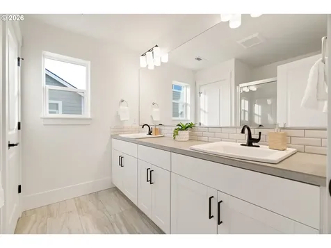 31020 NW Kaybern Street North Plains OR 97133