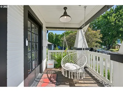 4317 SE 51st Avenue Portland OR 97206