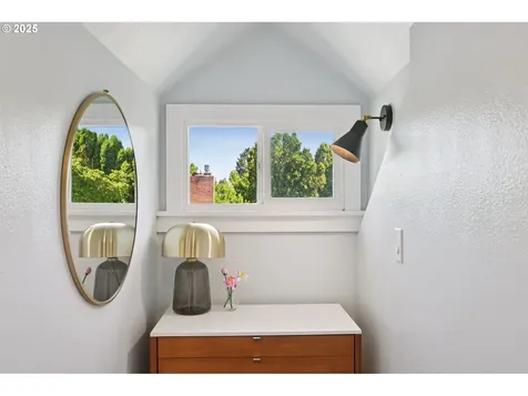 4317 SE 51st Avenue Portland OR 97206