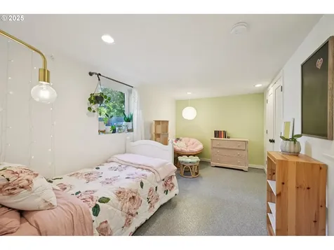 4317 SE 51st Avenue Portland OR 97206