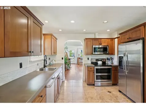 4317 SE 51st Avenue Portland OR 97206