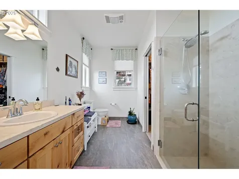 530 Sunridge Lane Lowell OR 97452