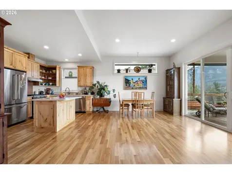 530 Sunridge Lane Lowell OR 97452