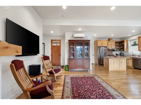 530 Sunridge Lane Lowell OR 97452