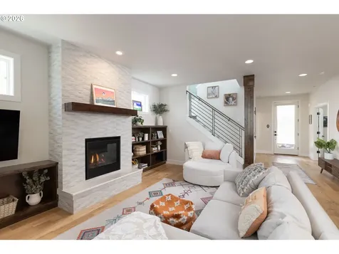 63220 NW Red Butte Court Bend OR 97703