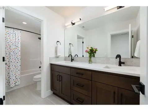 63220 NW Red Butte Court Bend OR 97703