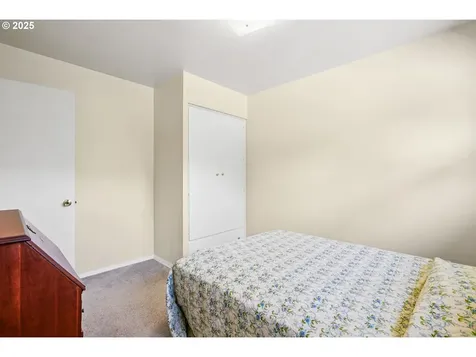9375 SW Wilshire Street Portland OR 97225