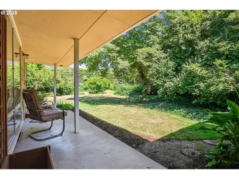 9375 SW Wilshire Street Portland OR 97225