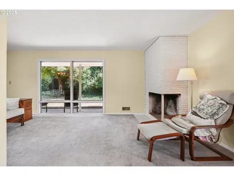 9375 SW Wilshire Street Portland OR 97225