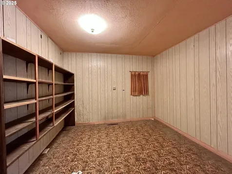 823 W 8th Street The Dalles OR 97058