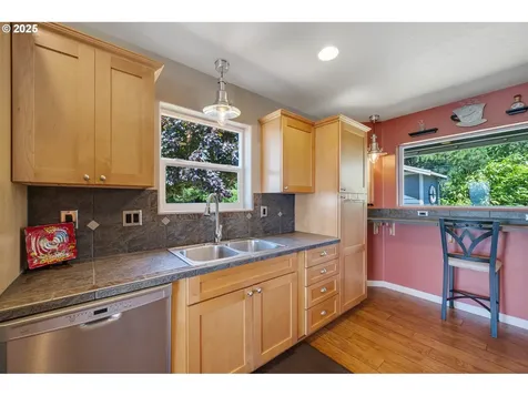 8580 Bayfront Lane Bay City OR 97107