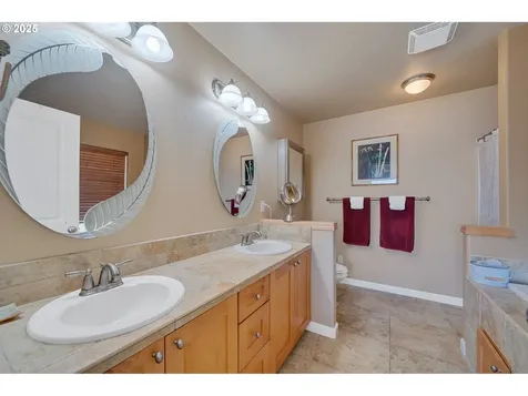 8580 Bayfront Lane Bay City OR 97107