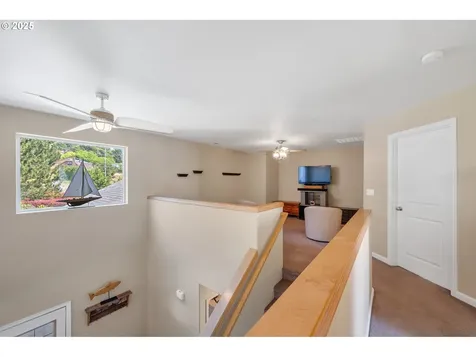 8580 Bayfront Lane Bay City OR 97107
