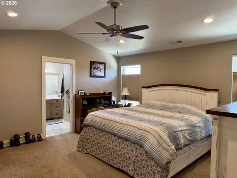 675 SE Brush Court Winston OR 97496
