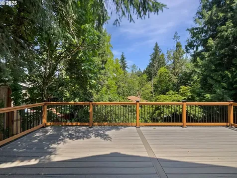 2531 SW Stanley Court Portland OR 97219