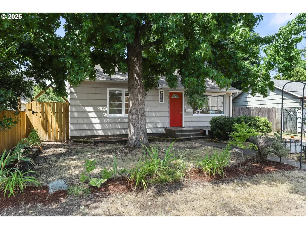1423 SE 88th Avenue Portland OR 97216