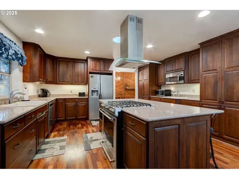 6625 SW Nehalem Lane Beaverton OR 97007