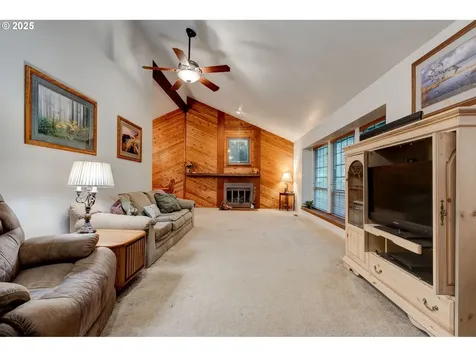 6625 SW Nehalem Lane Beaverton OR 97007
