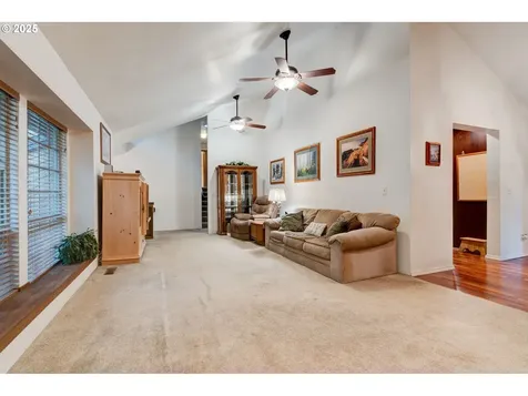 6625 SW Nehalem Lane Beaverton OR 97007