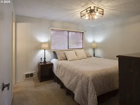 14907 NE 82nd Street Vancouver WA 98682