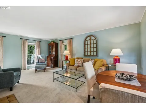 5757 NE Emerson Street Portland OR 97218