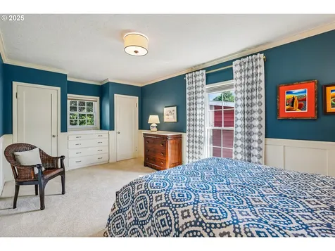 5757 NE Emerson Street Portland OR 97218