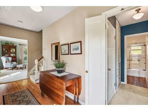 5757 NE Emerson Street Portland OR 97218