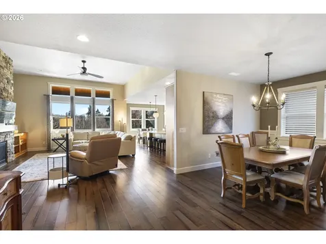 1275 S 15th Way Ridgefield WA 98642