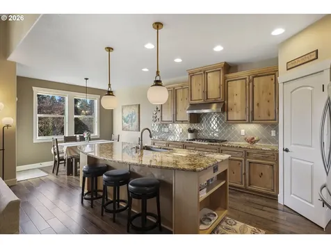 1275 S 15th Way Ridgefield WA 98642