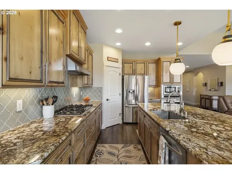1275 S 15th Way Ridgefield WA 98642