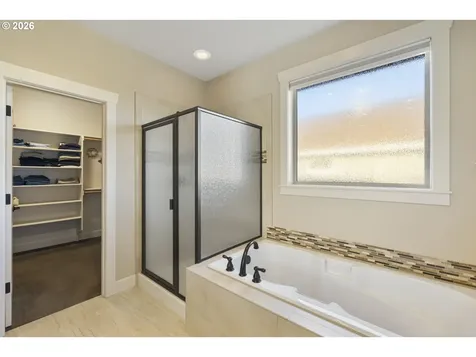 1275 S 15th Way Ridgefield WA 98642