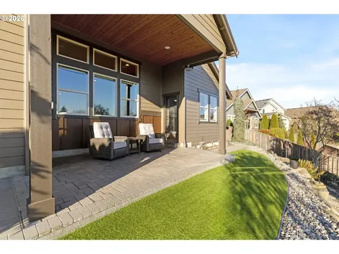 1275 S 15th Way Ridgefield WA 98642