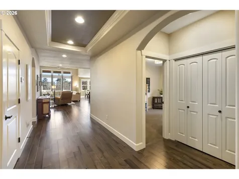 1275 S 15th Way Ridgefield WA 98642