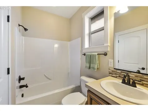 1275 S 15th Way Ridgefield WA 98642