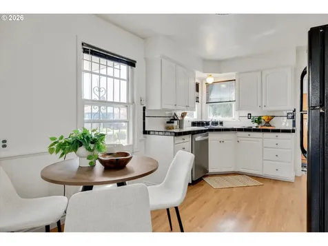 4905 NE 78th Avenue Portland OR 97218