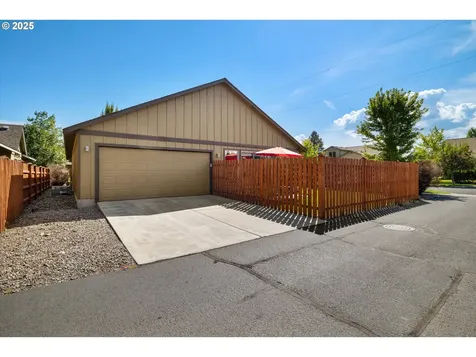 61705 Rigel Way Bend OR 97702