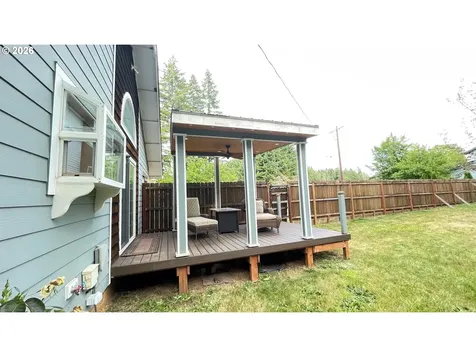 31601 SE Lawrence Road Estacada OR 97023