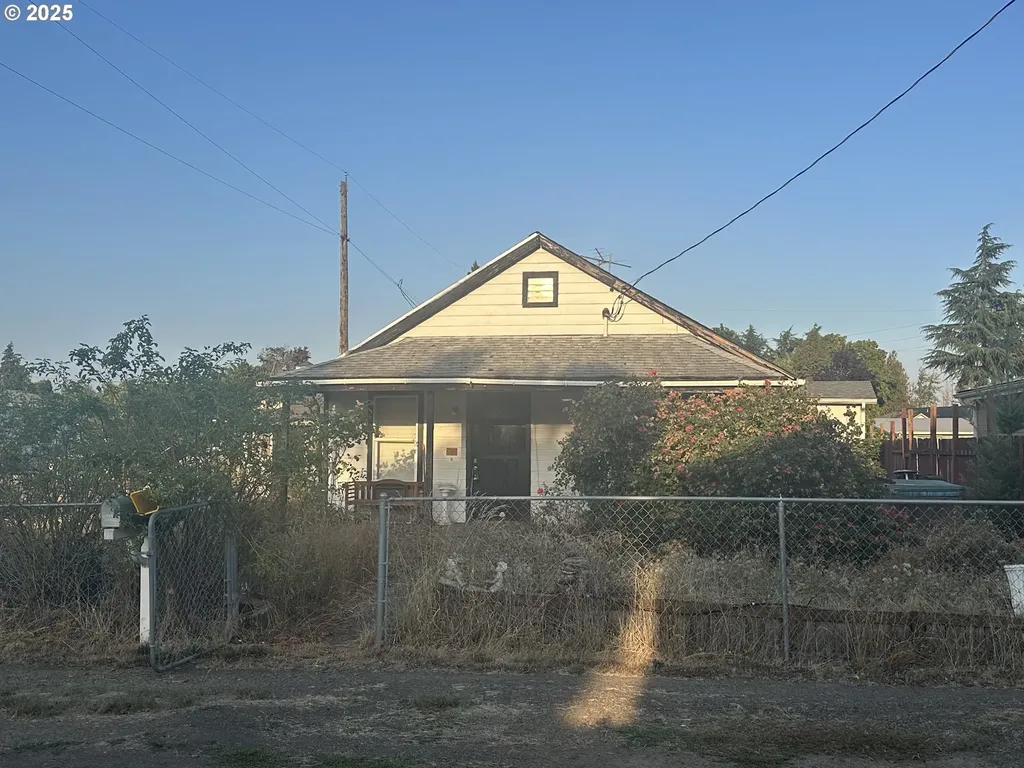 110 N Maple Street Canby OR 97013