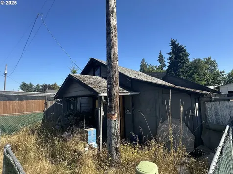 110 N Maple Street Canby OR 97013